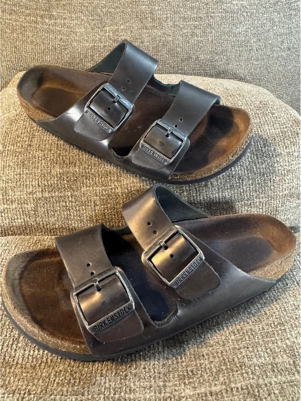 Birkenstock Arizona Two-Strap Leather Sandals - Black Metallic Women’s size 7